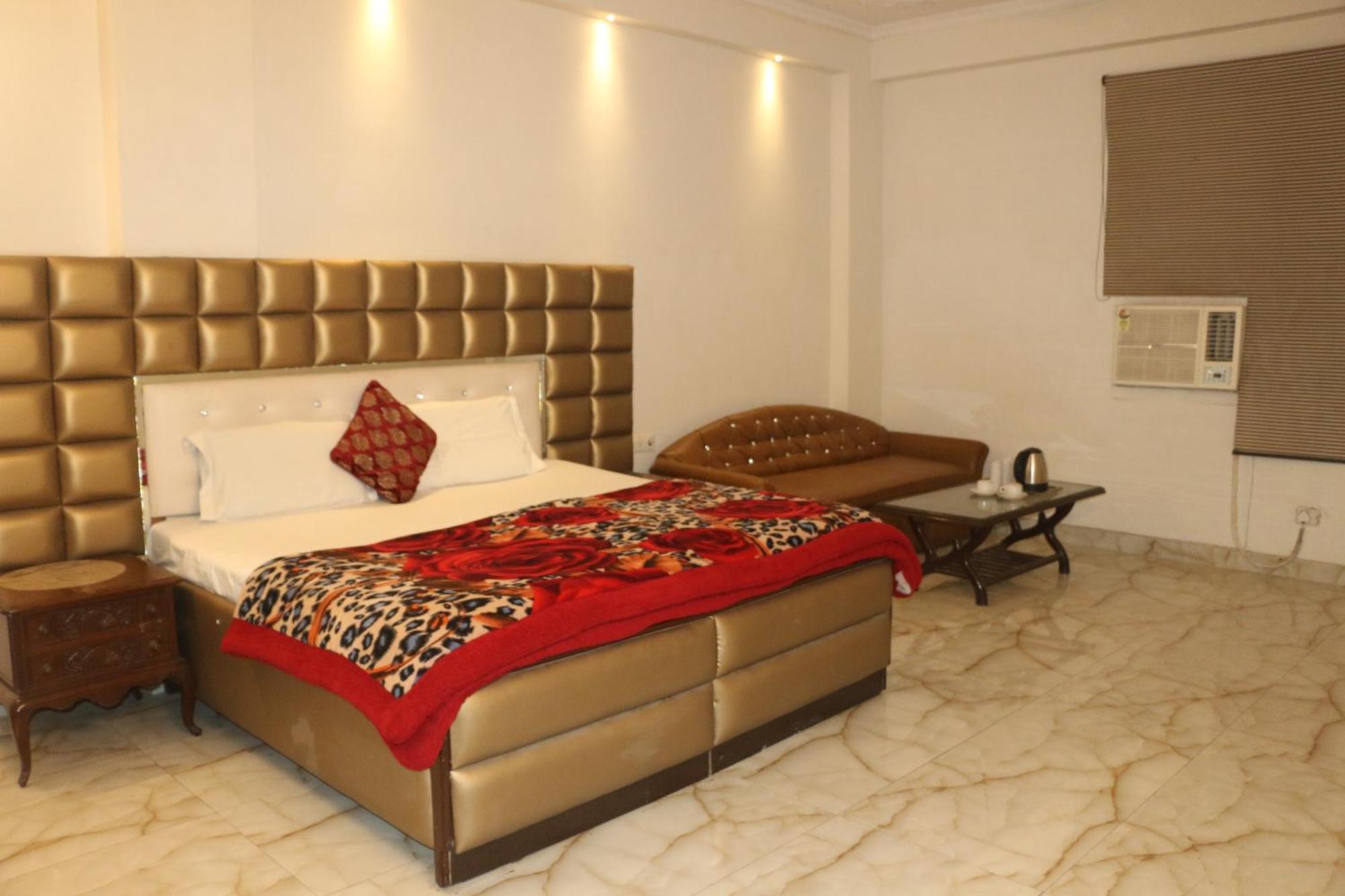 Swisston Palace 3*
